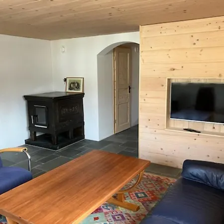 Dom wakacyjny Casa Vanellus / / Val Lumnezia / Near Laax *