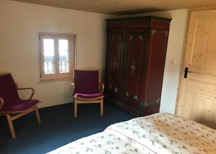 Casa Vanellus / / Val Lumnezia / Near Laax