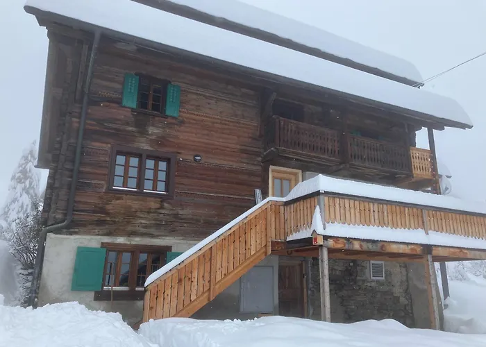 Casa Vanellus / / Val Lumnezia / Near Laax Casa de Férias Vignogn