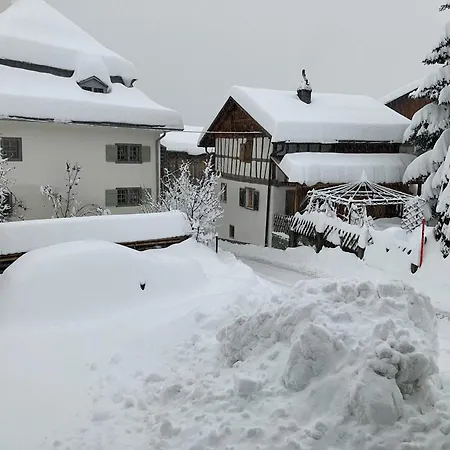 度假居 Casa Vanellus / / Val Lumnezia / Near Laax *