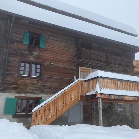 Casa Vanellus / / Val Lumnezia / Near Laax 度假居 Vignogn