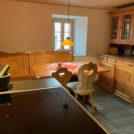 Сasa de vacaciones Casa Vanellus / / Val Lumnezia / Near Laax Vignogn