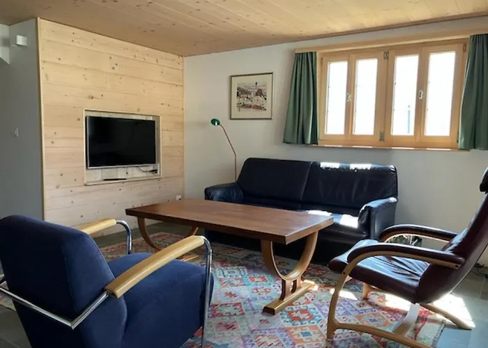 Vakantiehuis Casa Vanellus / / Val Lumnezia / Near Laax Vignogn